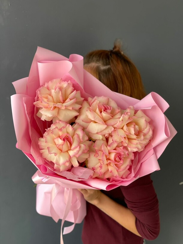 Кружева, артикул F1453169 - 3000 рублей, доставка по городу. Flawery - доставка цветов