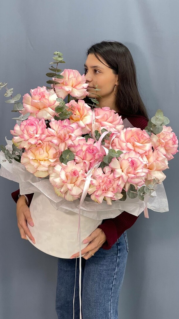 15 ажурных роз сорта эсперанс, артикул F1490441 - 10000 рублей, доставка по городу. Flawery - доставка цветов