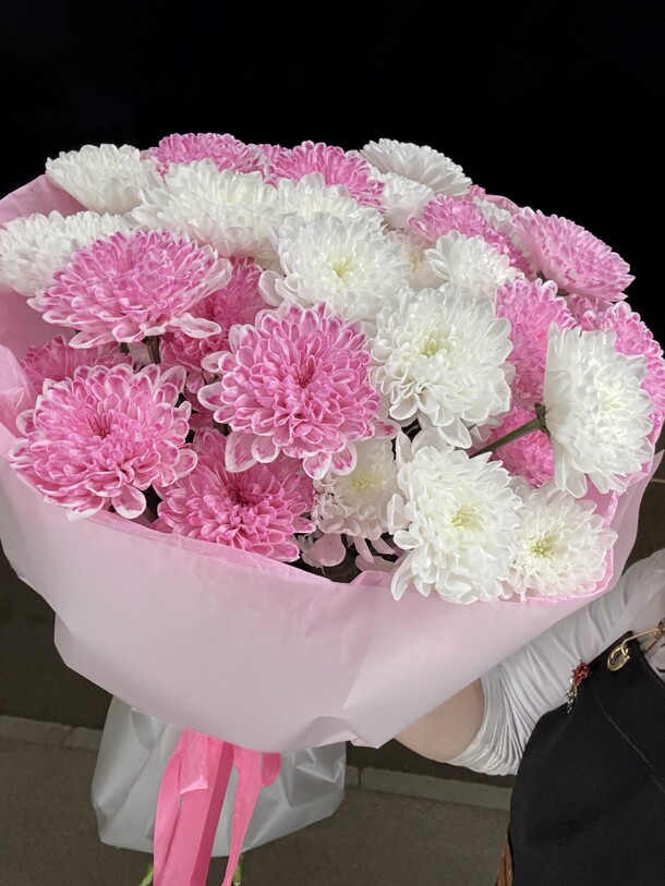 Букет кругляш #17, артикул F1266635 - 4750 рублей, доставка по городу. Flawery - доставка цветов