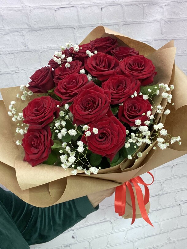 Букет роз "счастье", артикул F1321043 - 12900 рублей, доставка по городу. Flawery - доставка цветов