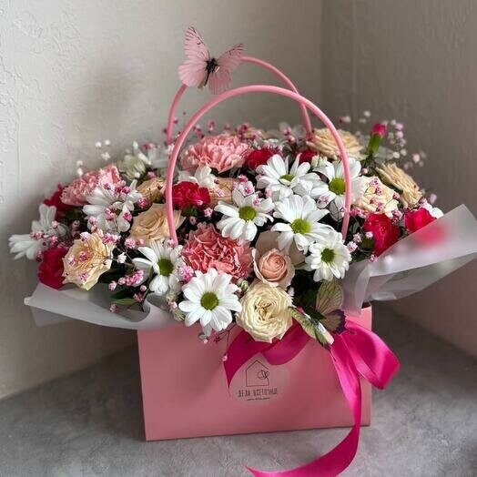 Сумочка «роуз», артикул F1390834 - 4600 рублей, доставка по городу. Flawery - доставка цветов