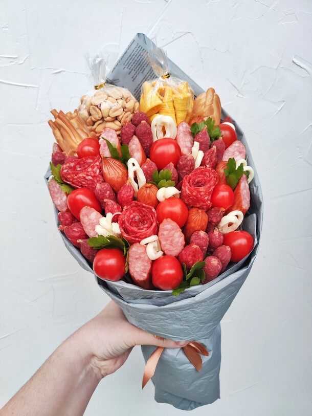 Мясной букет, артикул F1255443 - 4961 рублей, доставка по городу. Flawery - доставка цветов