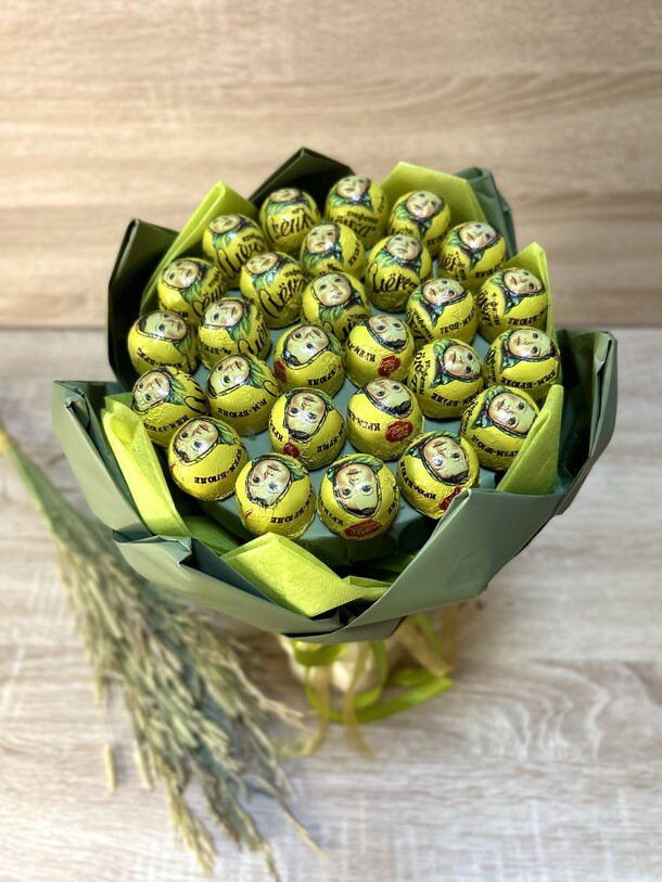 Букет алёнка, артикул F1306446 - 2871 рублей, доставка по городу. Flawery - доставка цветов