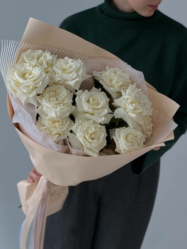 Белые французские розы, артикул F1265195 - 6930 рублей, доставка по городу. Flawery - доставка цветов