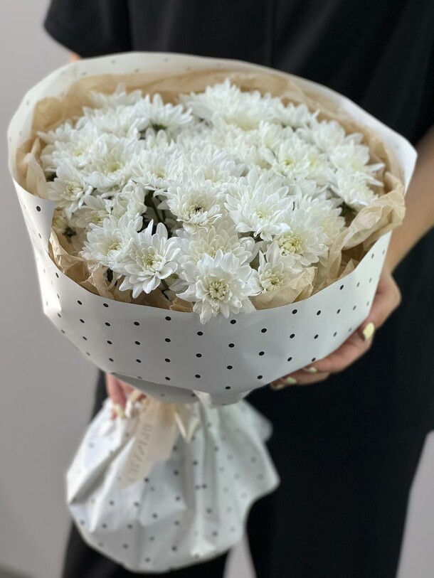 Букет "белая хризантема", артикул F1312913 - 3960 рублей, доставка по городу. Flawery - доставка цветов