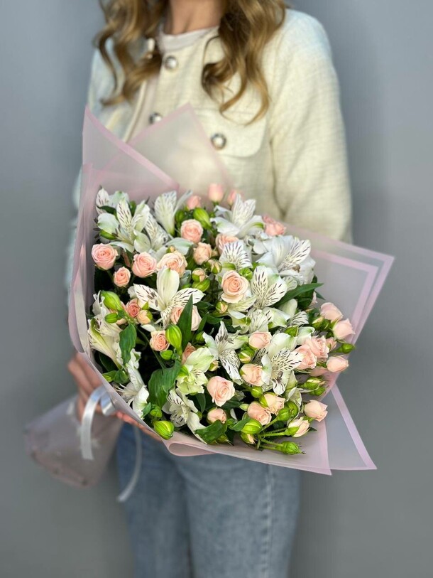 Для любимой, артикул F1414597 - 5477 рублей, доставка по городу. Flawery - доставка цветов