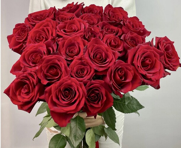Красная роза 25 шт., артикул F1361983 - 11300 рублей, доставка по городу. Flawery - доставка цветов