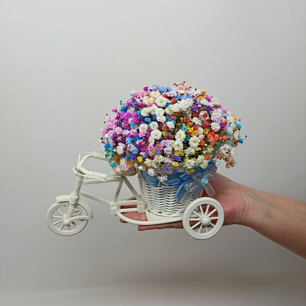 Цветочная композиция велосипед, артикул F1084276 - 1800 рублей, доставка по городу. Flawery - доставка цветов