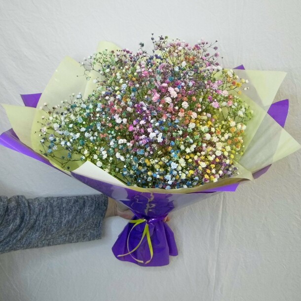 Букет из 5 веточек радужной гипсофилы, артикул F1146507 - 3000 рублей, доставка по городу. Flawery - доставка цветов