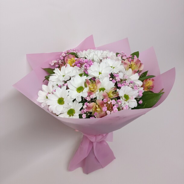 Букет валентина, артикул F1372319 - 3600 рублей, доставка по городу. Flawery - доставка цветов