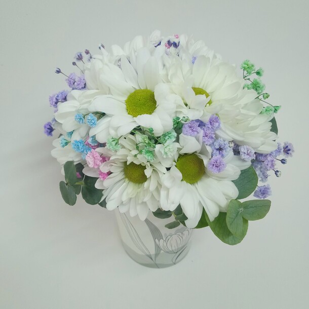 Букет в стаканчике снежный, артикул F1411275 - 1200 рублей, доставка по городу. Flawery - доставка цветов