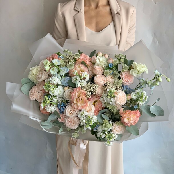 Кокетка xl, артикул F1203761 - 19450 рублей, доставка по городу. Flawery - доставка цветов