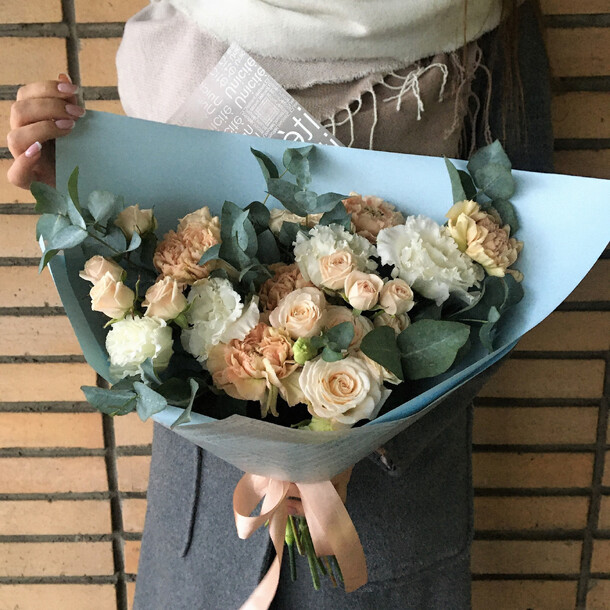 Стильная леди, артикул F64183 - 7150 рублей, доставка по городу. Flawery - доставка цветов