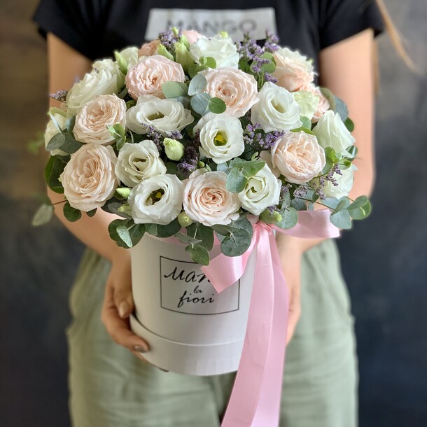 Возвышенная любовь, артикул F91665 - 6800 рублей, доставка по городу. Flawery - доставка цветов