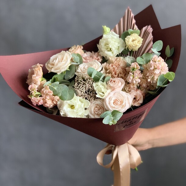 Шевалье, артикул F91679 - 8400 рублей, доставка по городу. Flawery - доставка цветов