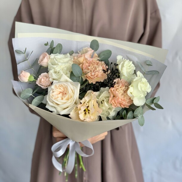 Созвездие любви, артикул F96633 - 5350 рублей, доставка по городу. Flawery - доставка цветов