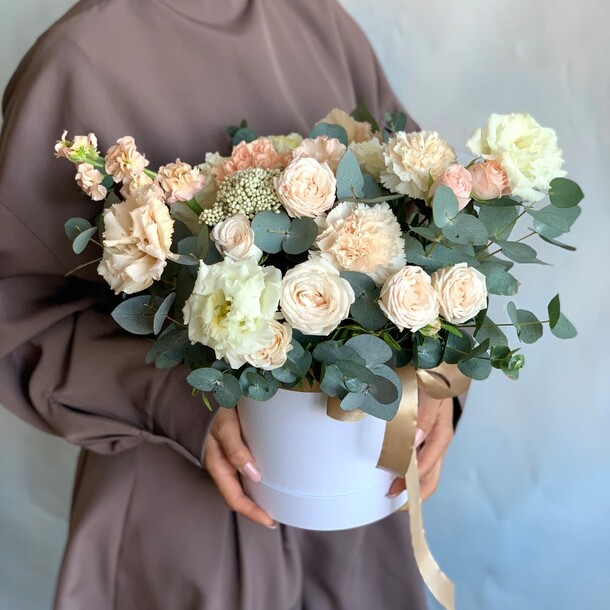 Шарлиз, артикул F98240 - 6850 рублей, доставка по городу. Flawery - доставка цветов