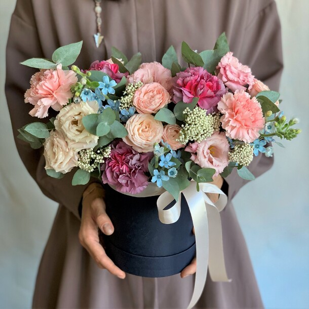 Поэтическая нота, артикул F98241 - 7990 рублей, доставка по городу. Flawery - доставка цветов