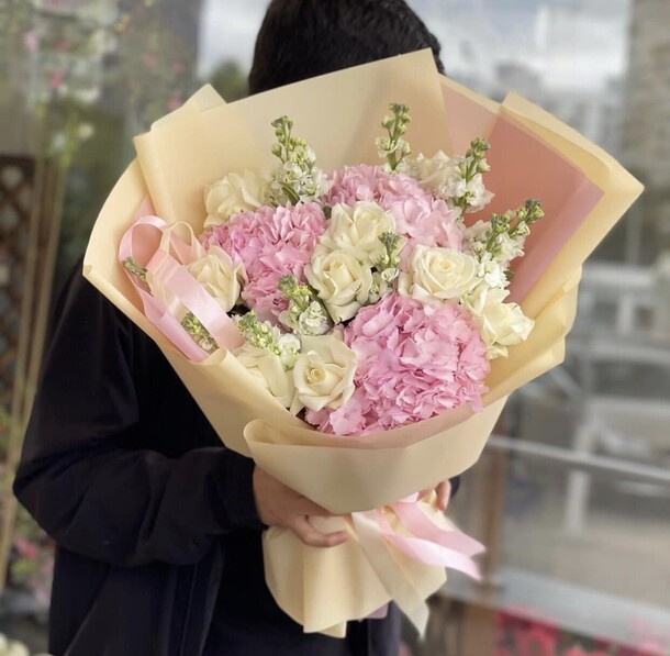 Нежность 🤍, артикул F1151130 - 20493 рублей, доставка по городу. Flawery - доставка цветов