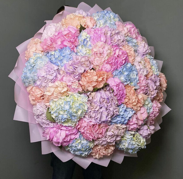 Гортензии 51, артикул F1187504 - 85531 рублей, доставка по городу. Flawery - доставка цветов