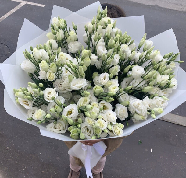 19 эустом, артикул F1223201 - 19936 рублей, доставка по городу. Flawery - доставка цветов