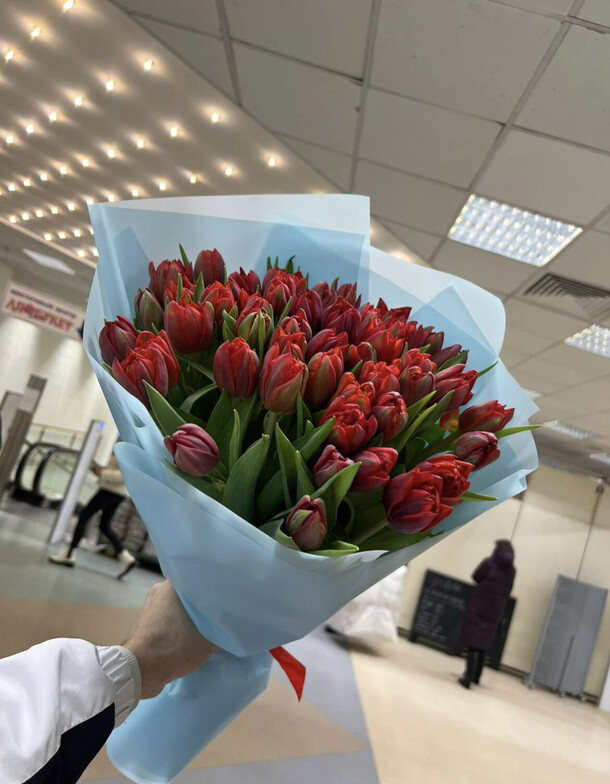 Тюльпаны пионовидные, артикул F1260811 - 22100 рублей, доставка по городу. Flawery - доставка цветов