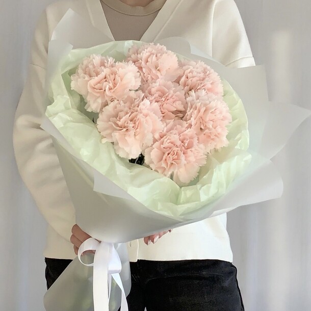 Кремовый букет / диантусы, артикул F1365224 - 2000 рублей, доставка по городу. Flawery - доставка цветов