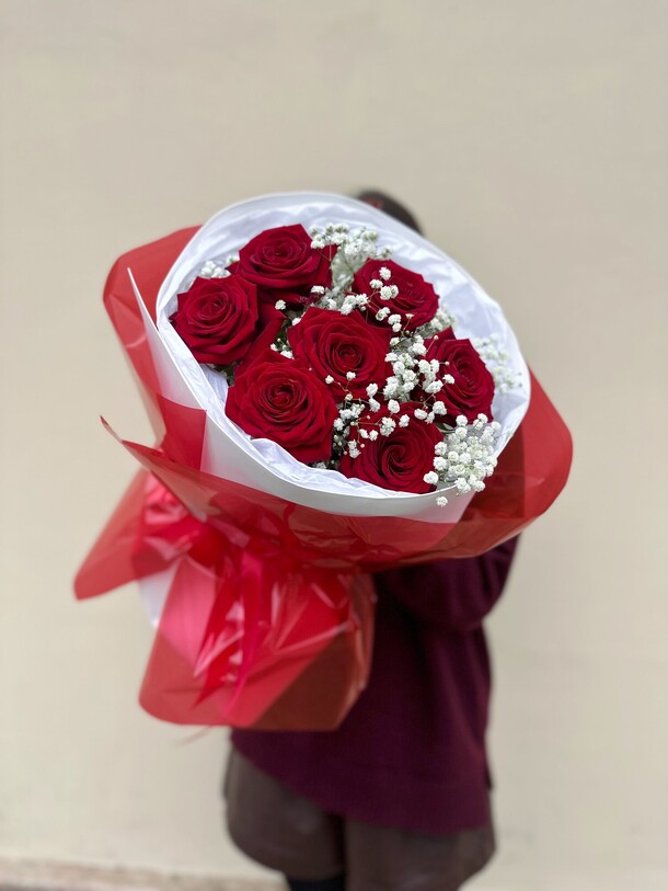 Букет из красных роз, артикул F1343141 - 3520 рублей, доставка по городу. Flawery - доставка цветов