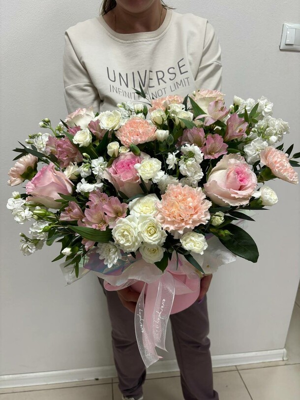 Композиция " волшебная сказка", артикул F1313889 - 11000 рублей, доставка по городу. Flawery - доставка цветов