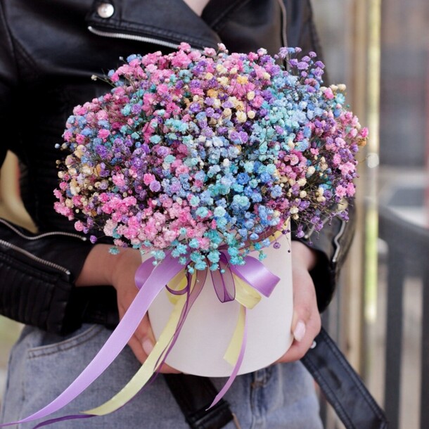 Гипсофила микс в коробке, артикул F1309358 - 5354 рублей, доставка по городу. Flawery - доставка цветов