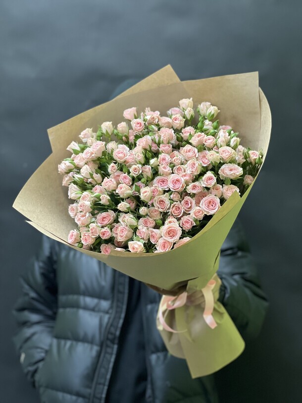 Кустовые розы лидия, артикул F1264392 - 16000 рублей, доставка по городу. Flawery - доставка цветов