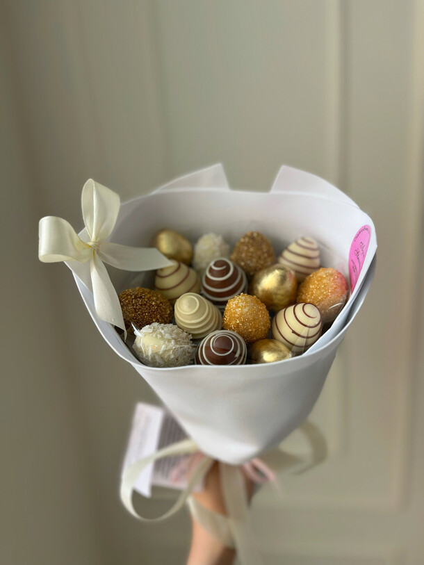 Букет из клубники, артикул F1264455 - 3190 рублей, доставка по городу. Flawery - доставка цветов