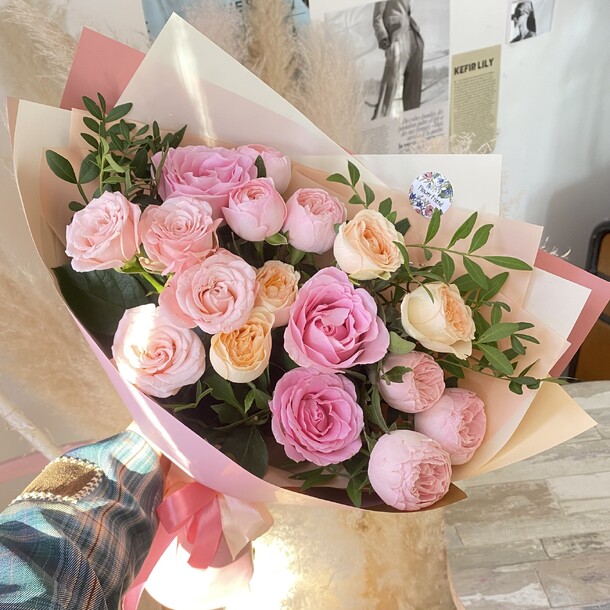 Кустовые нежный микс (5), артикул F1345629 - 6700 рублей, доставка по городу. Flawery - доставка цветов