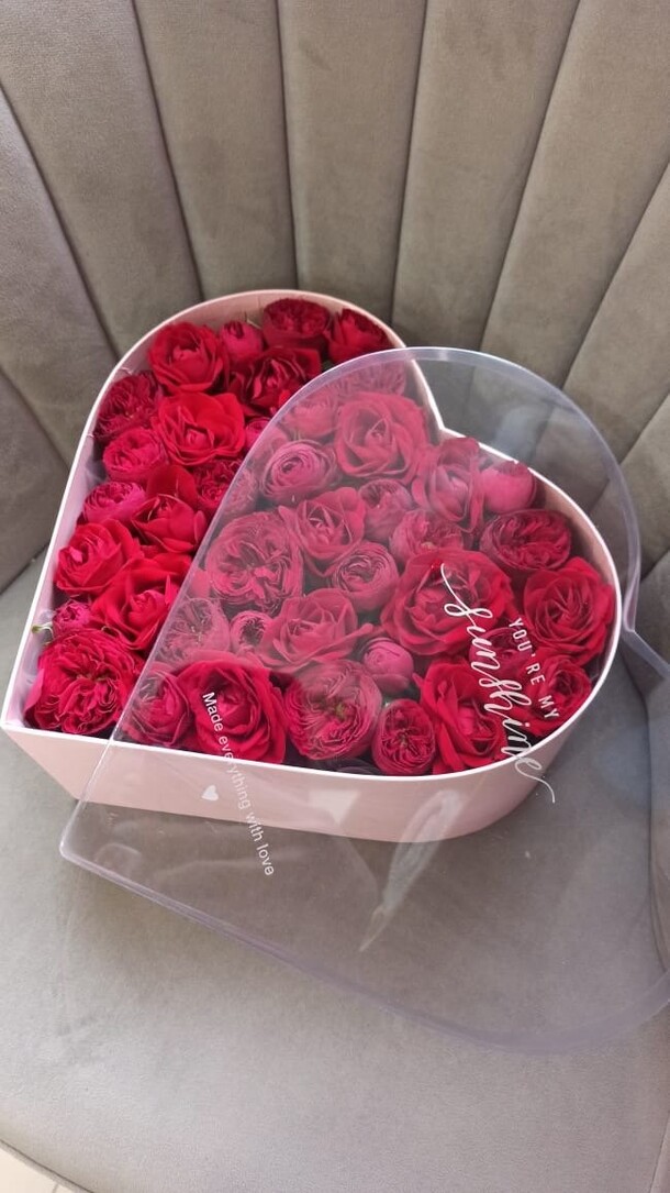 Сердечко с цветами, артикул F1292499 - 2273 рублей, доставка по городу. Flawery - доставка цветов