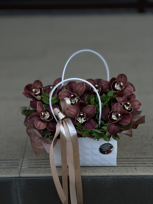 Орхидея 25, артикул F1448549 - 4000 рублей, доставка по городу. Flawery - доставка цветов