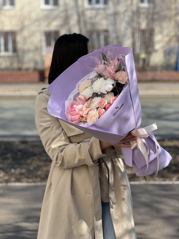 Букет с розой и хризантемой, артикул F1403994 - 2900 рублей, доставка по городу. Flawery - доставка цветов