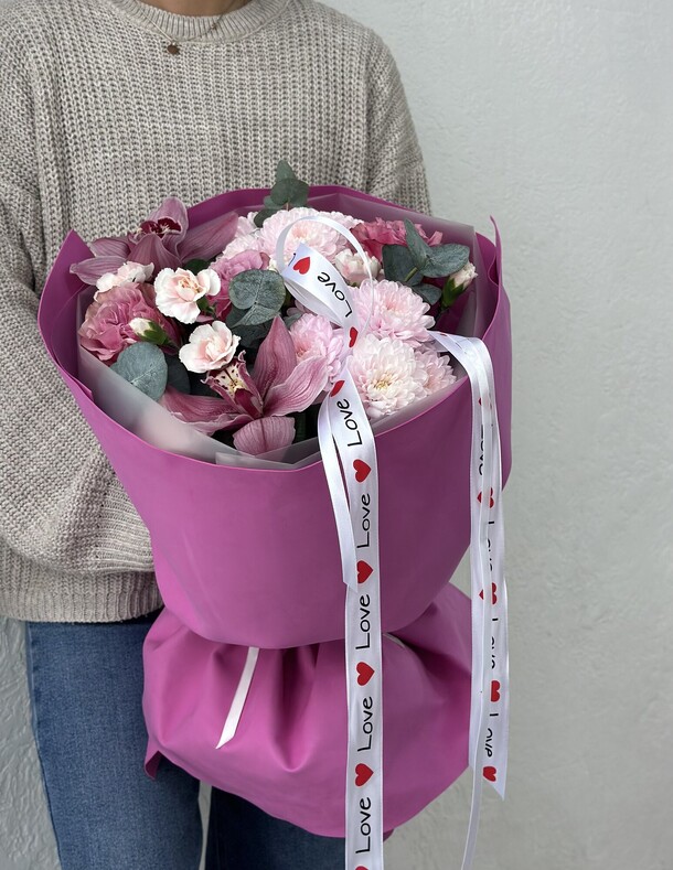 Букет с орхидеями и пионовидной розочкой, артикул F1521537 - 5864 рублей, доставка по городу. Flawery - доставка цветов