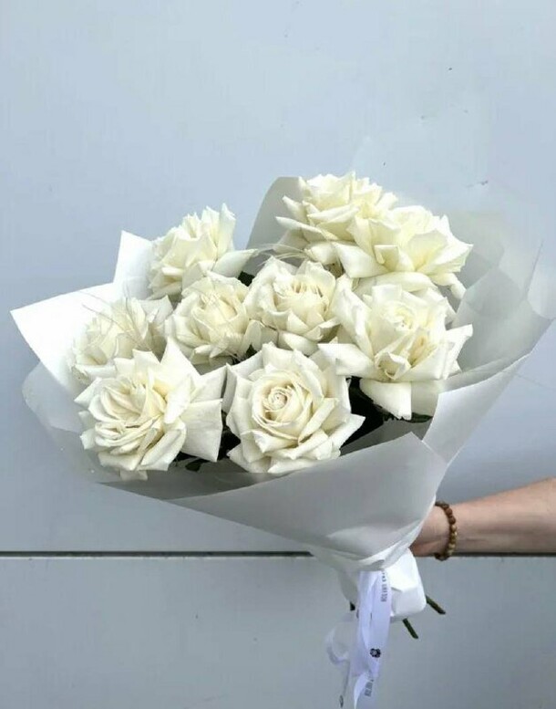 Белая французская роза, артикул F1225251 - 5490 рублей, доставка по городу. Flawery - доставка цветов