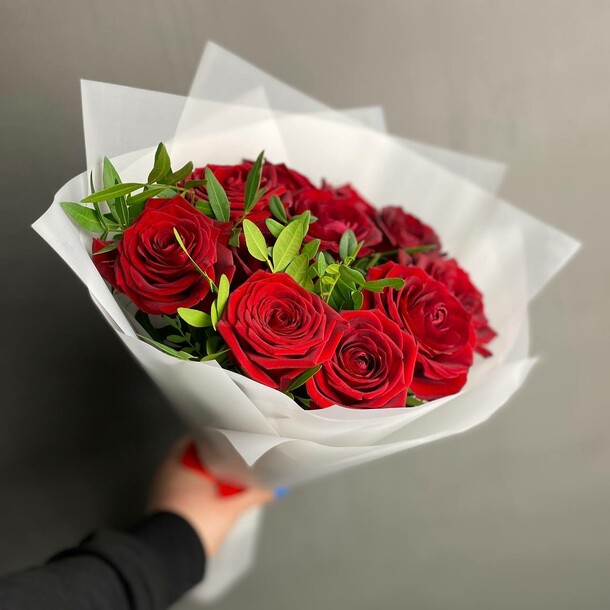 Красные розы, артикул F1255646 - 4590 рублей, доставка по городу. Flawery - доставка цветов