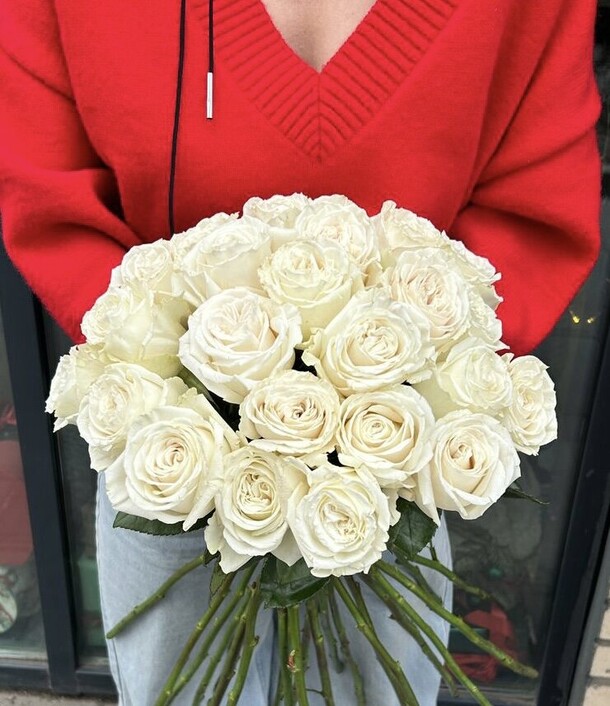 Букет из 21 пионовидной розы, артикул F1369391 - 8000 рублей, доставка по городу. Flawery - доставка цветов