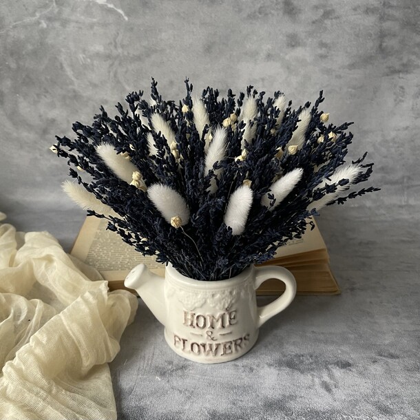 Стабилизированная лаванда в кашпо, артикул F1383373 - 5500 рублей, доставка по городу. Flawery - доставка цветов