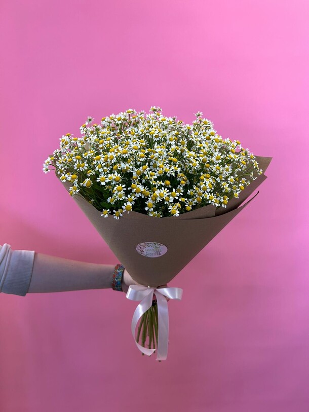 Букет танацетума, артикул F1267644 - 3160 рублей, доставка по городу. Flawery - доставка цветов