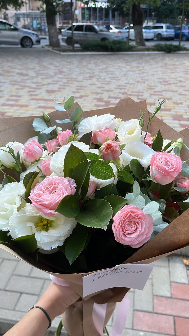 Букет летний день, артикул F1213706 - 5500 рублей, доставка по городу. Flawery - доставка цветов