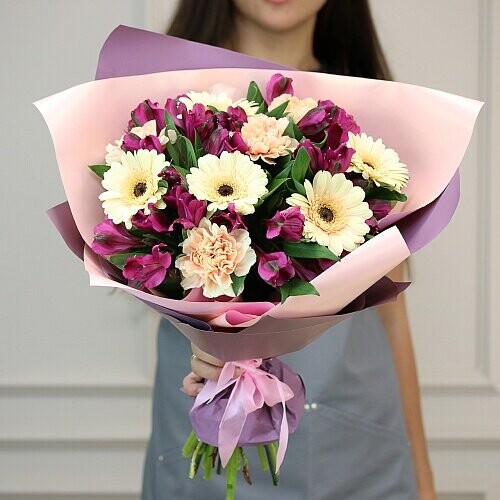 Букет нежный, артикул F1134878 - 5972 рублей, доставка по городу. Flawery - доставка цветов