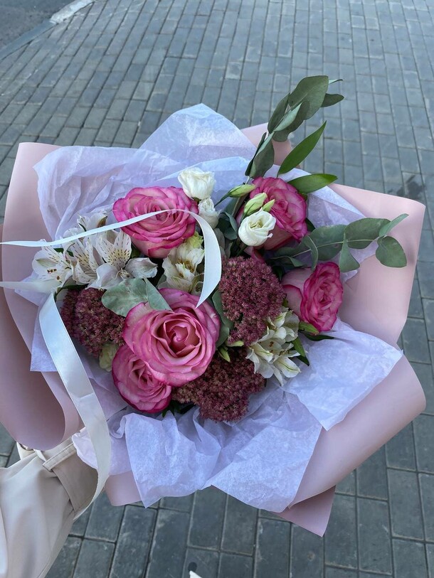 Букет - утренний, артикул F1145762 - 7707 рублей, доставка по городу. Flawery - доставка цветов