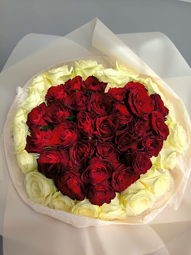 Любящее сердце, артикул F1298839 - 9125 рублей, доставка по городу. Flawery - доставка цветов