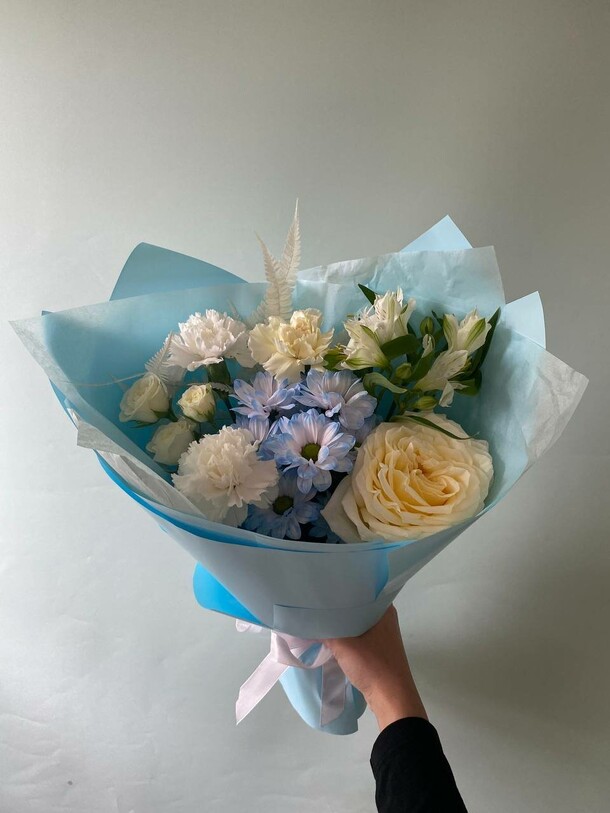 Белый вальс, артикул F1300459 - 2632 рублей, доставка по городу. Flawery - доставка цветов