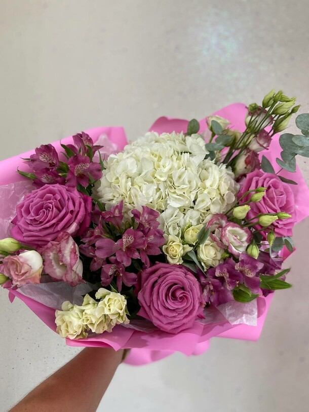 Розовая радость, артикул F1301309 - 6159 рублей, доставка по городу. Flawery - доставка цветов