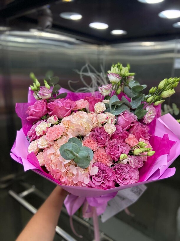 Бурная фантазия, артикул F1302718 - 9654 рублей, доставка по городу. Flawery - доставка цветов