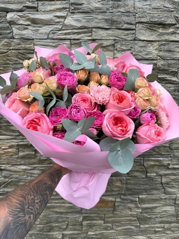 Яркое настроение, артикул F1302720 - 12813 рублей, доставка по городу. Flawery - доставка цветов